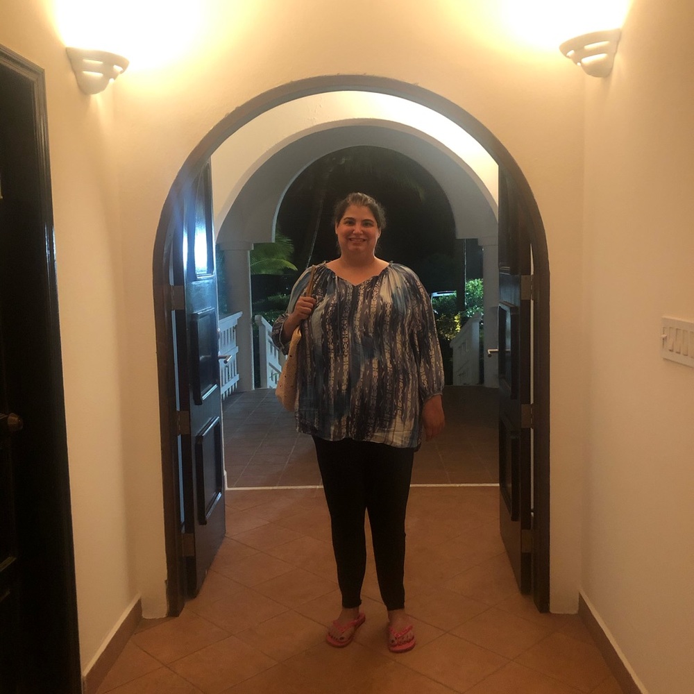 Meet your Posher, Leila